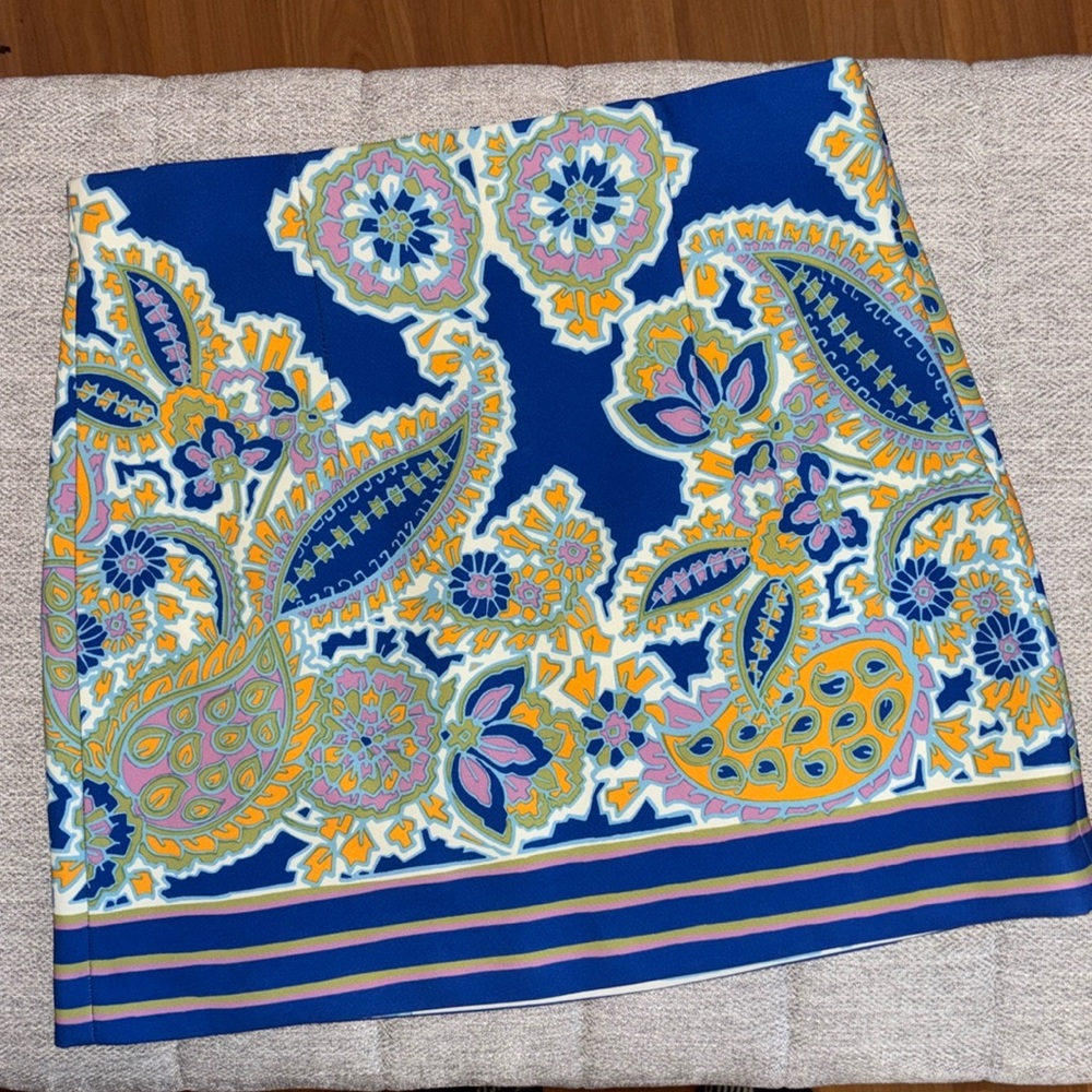 Zara Multicolored Paisley Printed High Waisted Mini Skirt Women’s Size Medium